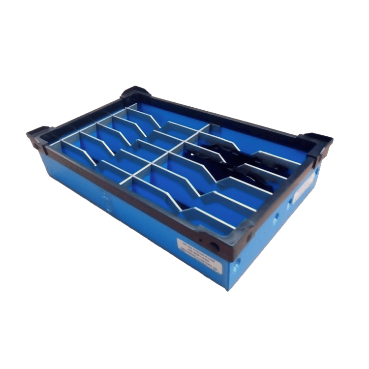 Box with corrugated plastic cell