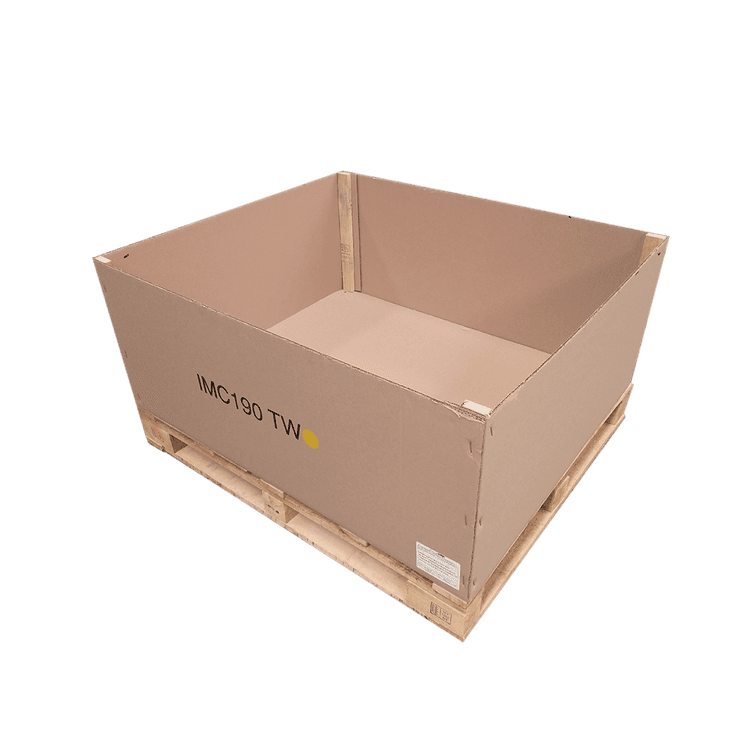 Media caja de cartón con impresión, refuerzos y tarima de madera con HT